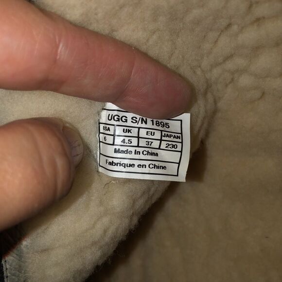 UGG 6 Tall Black Suede Boots - Picture 11 of 13